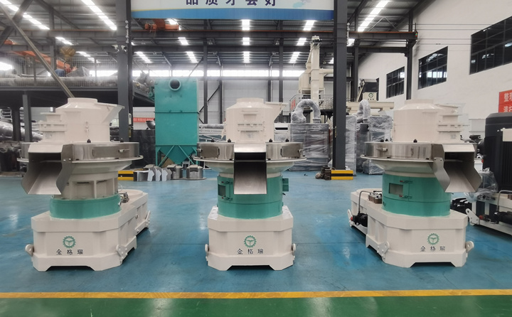 木屑顆粒機工作中會遇到各種問題，如何解決？下面為大家介紹一下，在生產(chǎn)過程中經(jīng)常遇到的問題